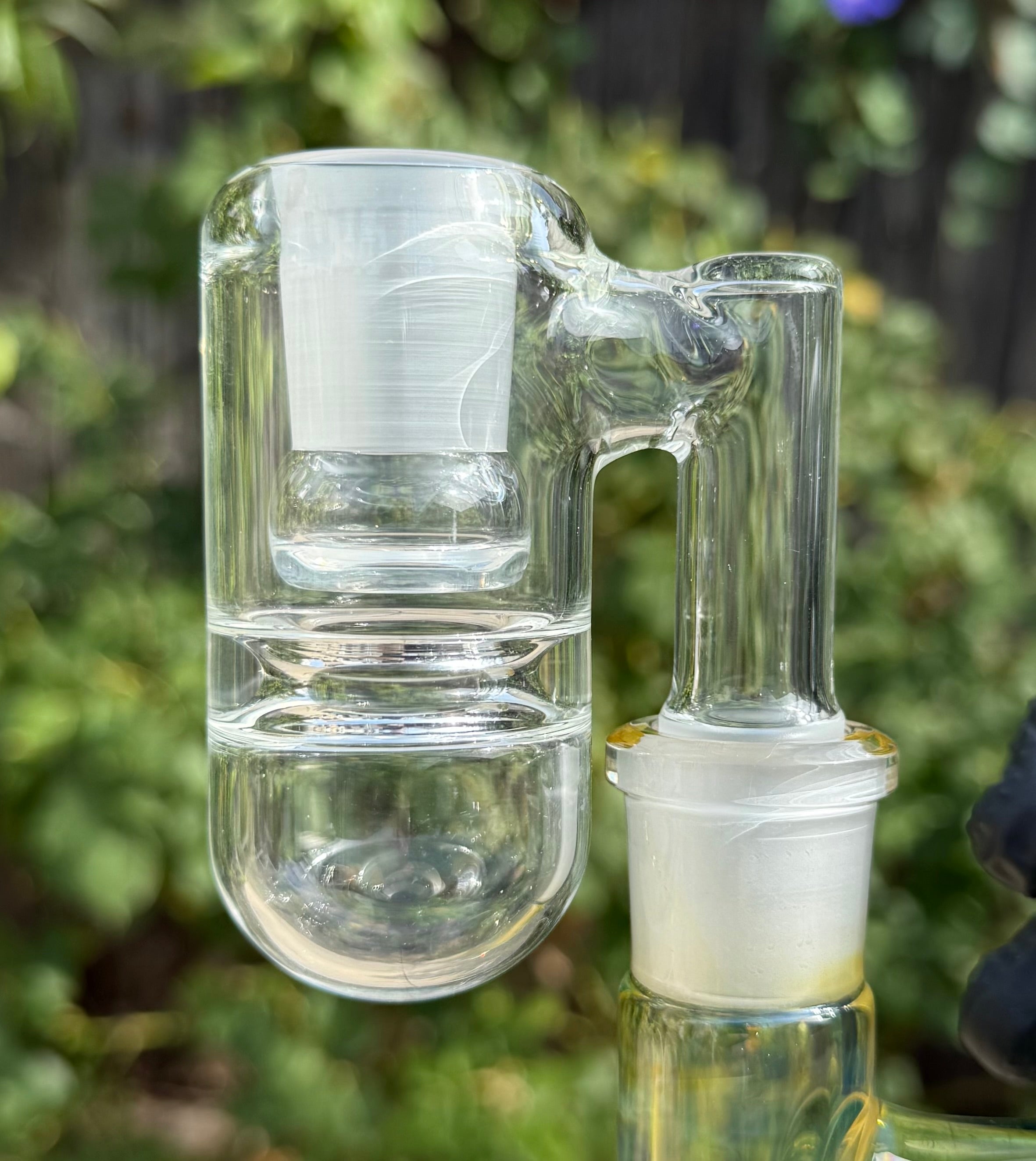 Solid State Concepts 18mm 90 Degree Dry Ash Catcher with Stand