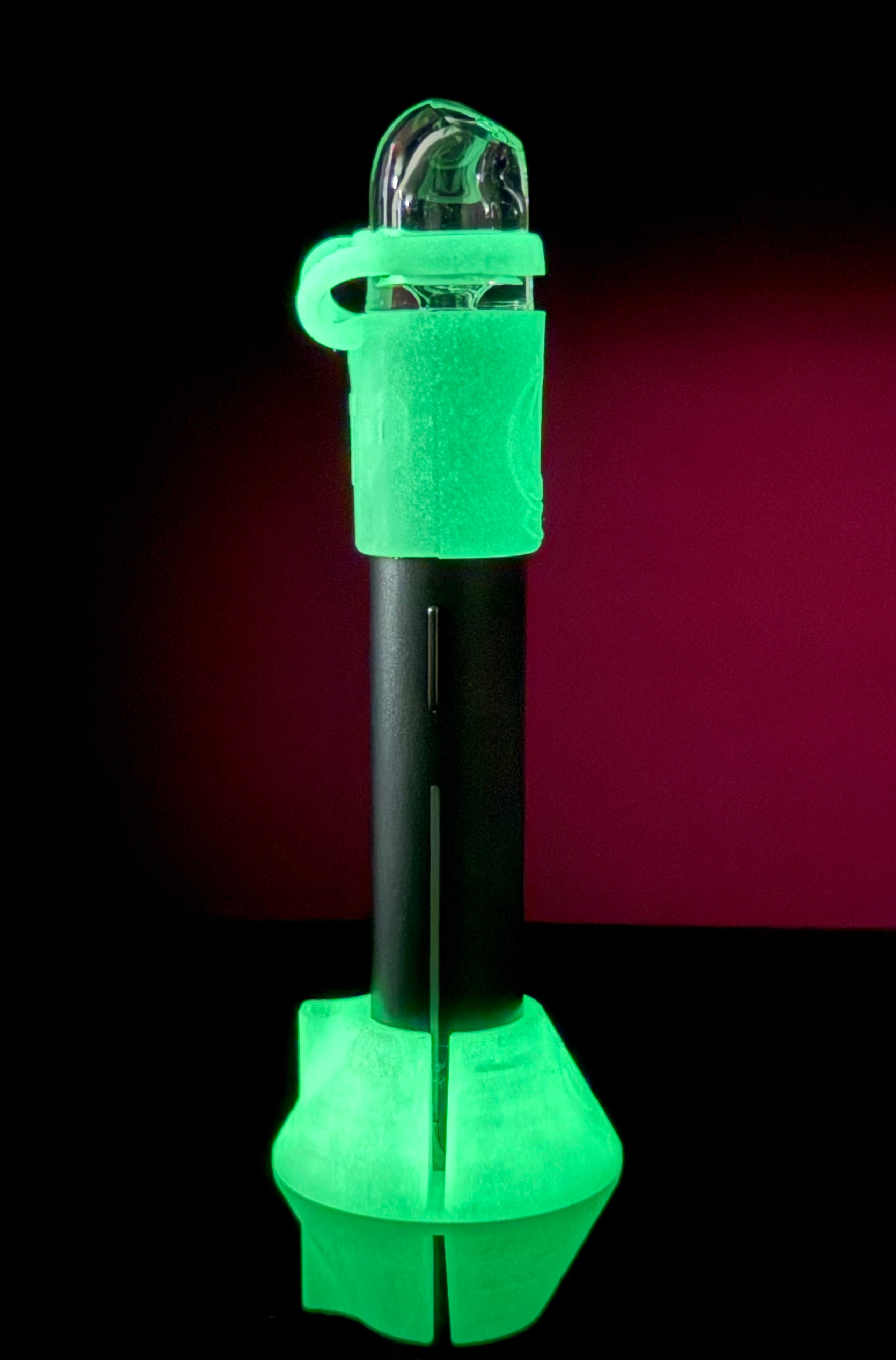 One Trick Pony Glass Pivot Tether & Stand Set Glow in the Dark