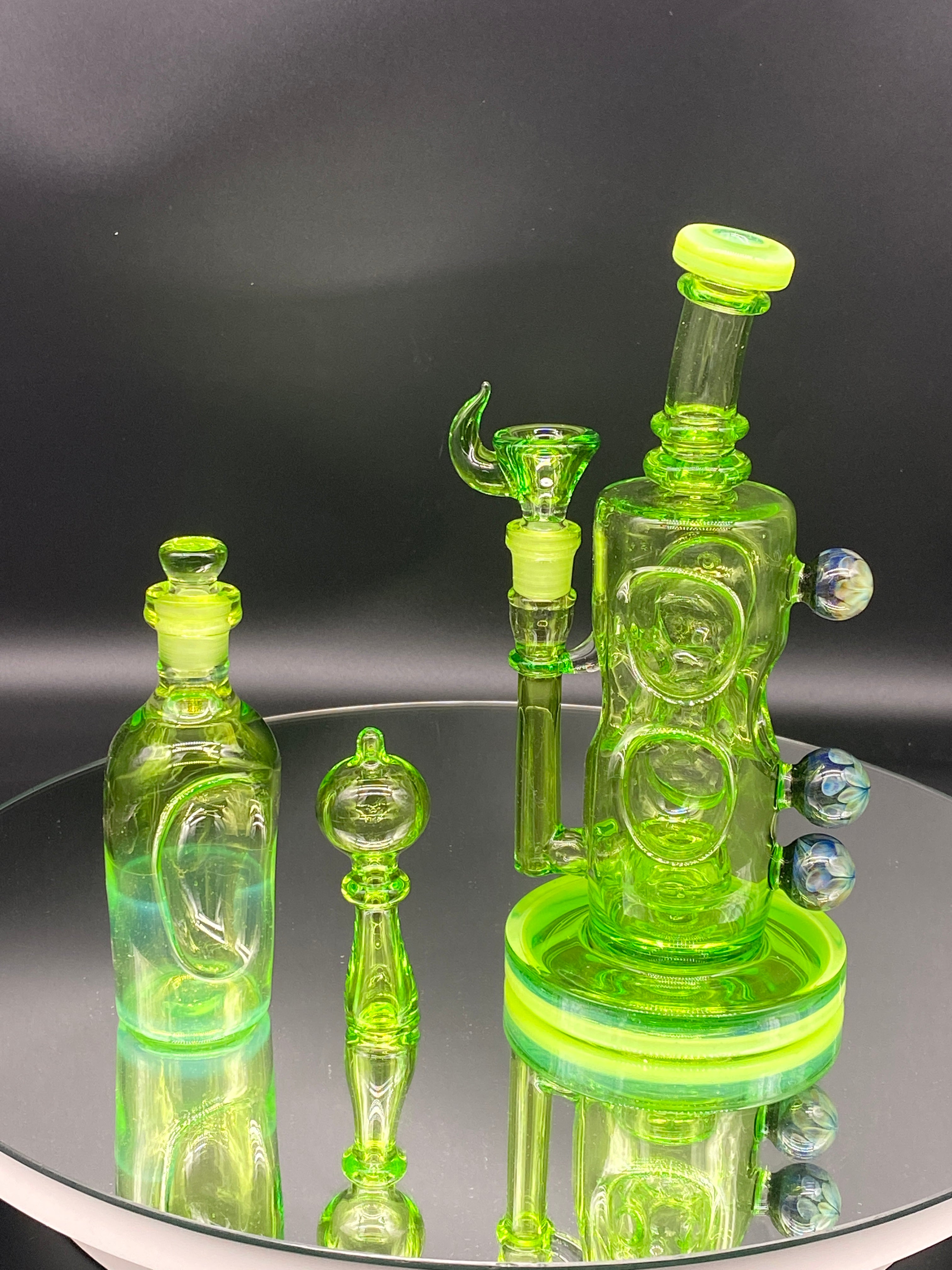 Davin Titland FULL COLOR Custom Rig with Marbles - TheSmokeyMcPotz Collection