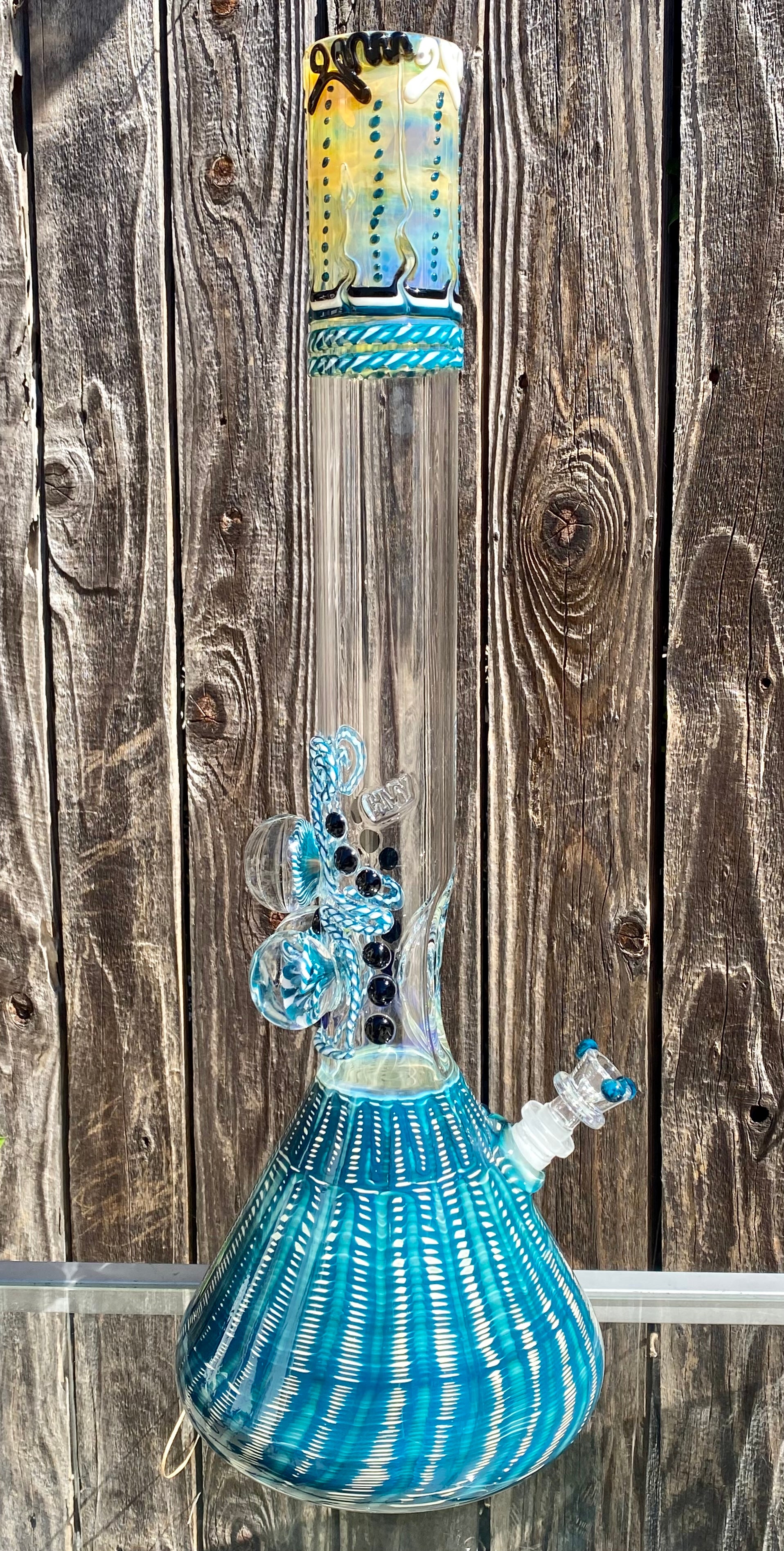 HVY Glass 19 1/2″ Aqua Raked & WRKD Beaker w/ 3 Marbles