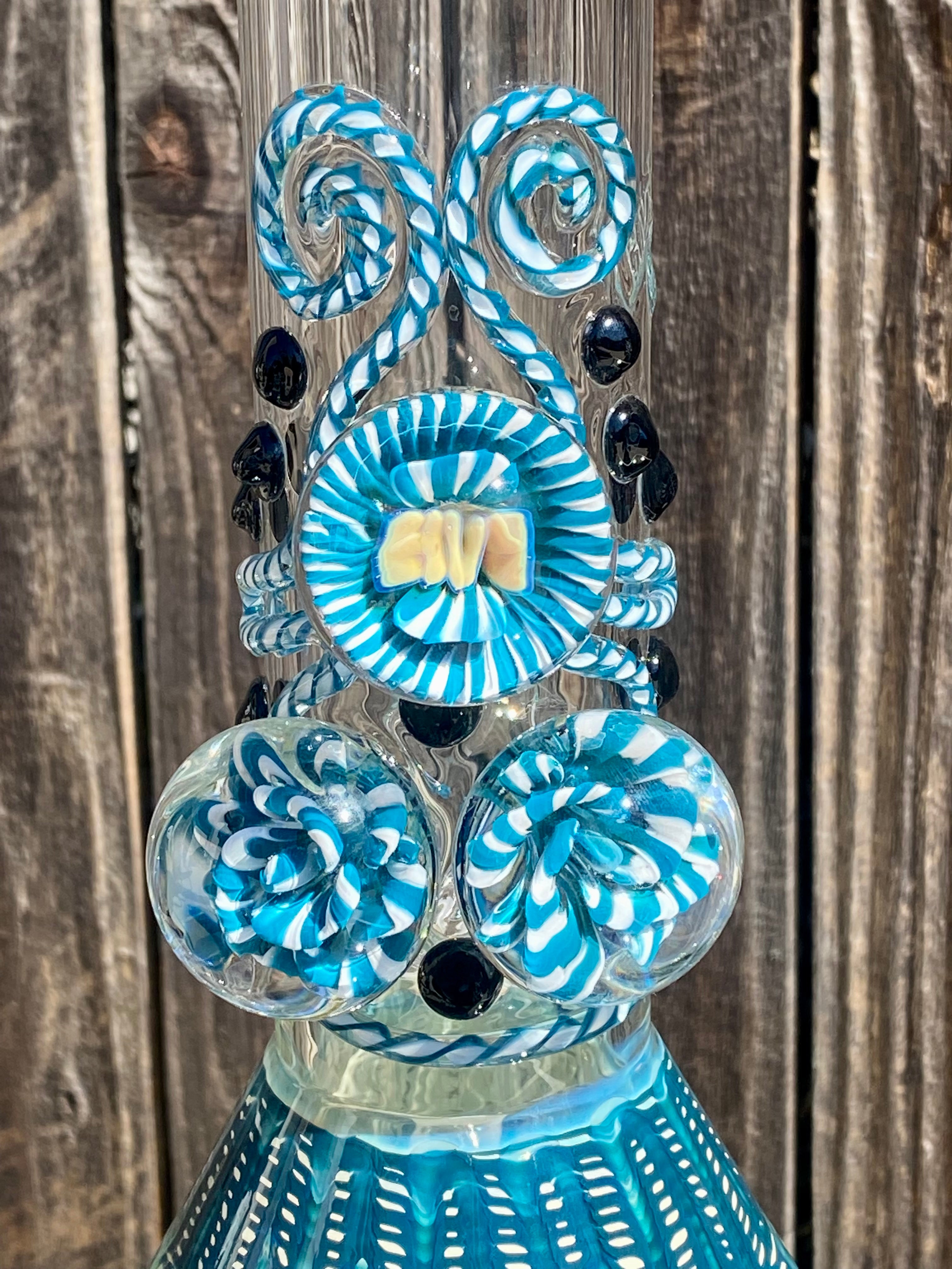 HVY Glass 19 1/2″ Aqua Raked & WRKD Beaker w/ 3 Marbles