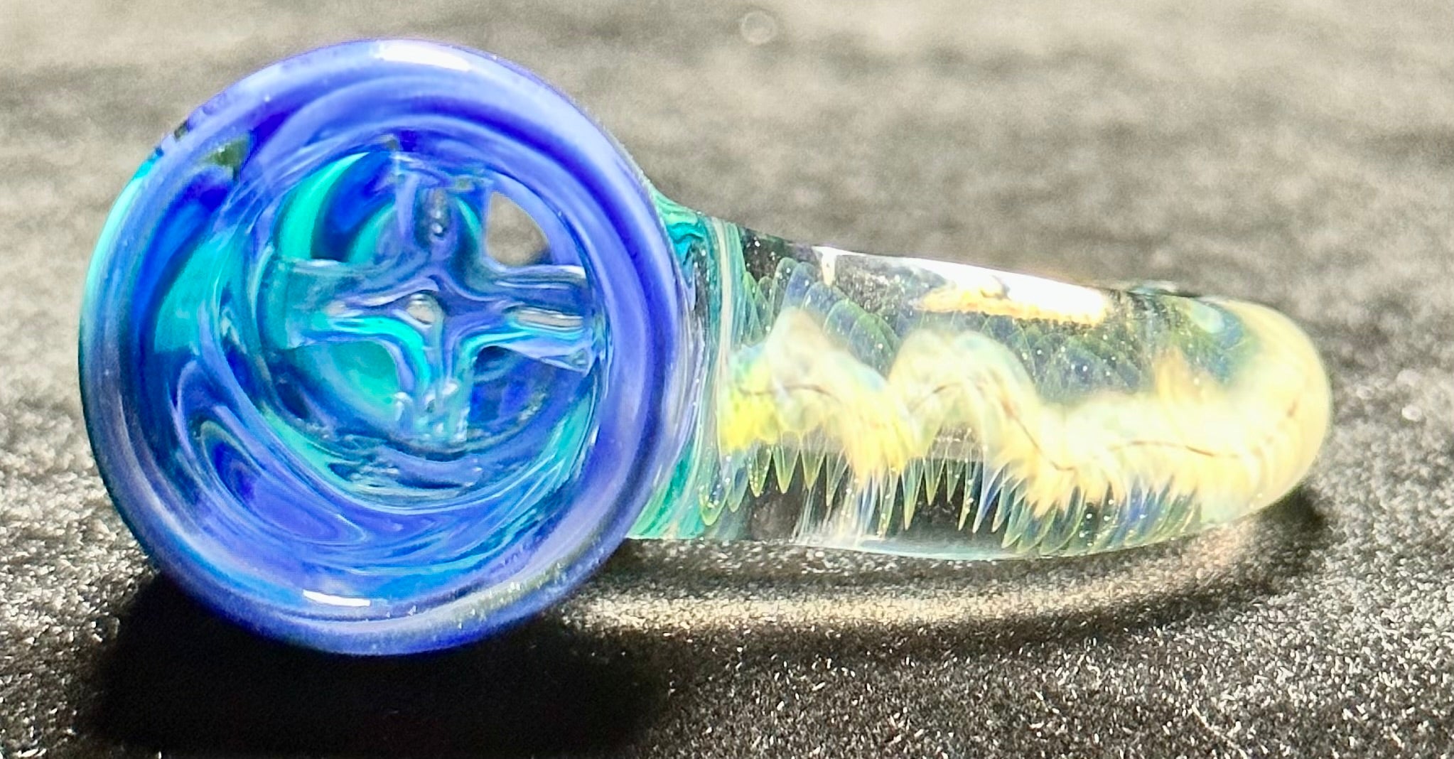 DZ Glass 14mm Fully Worked Wigwag Fumed Handle