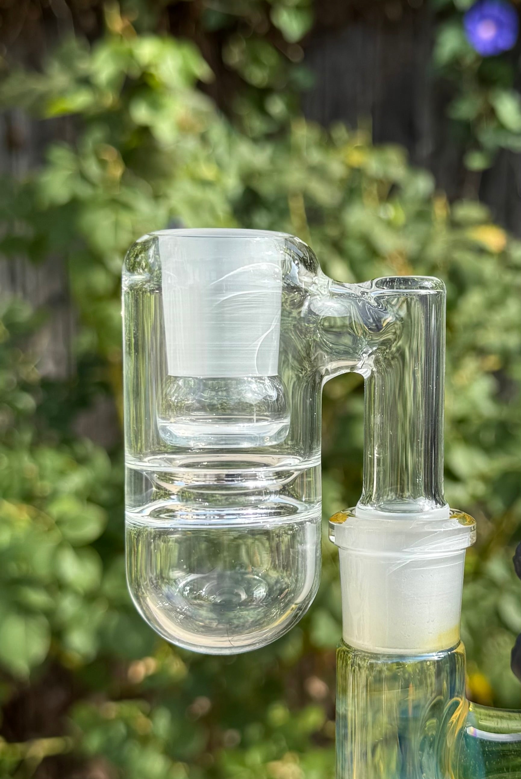 Solid State Concepts 18mm 90 Degree Dry Ash Catcher with Stand