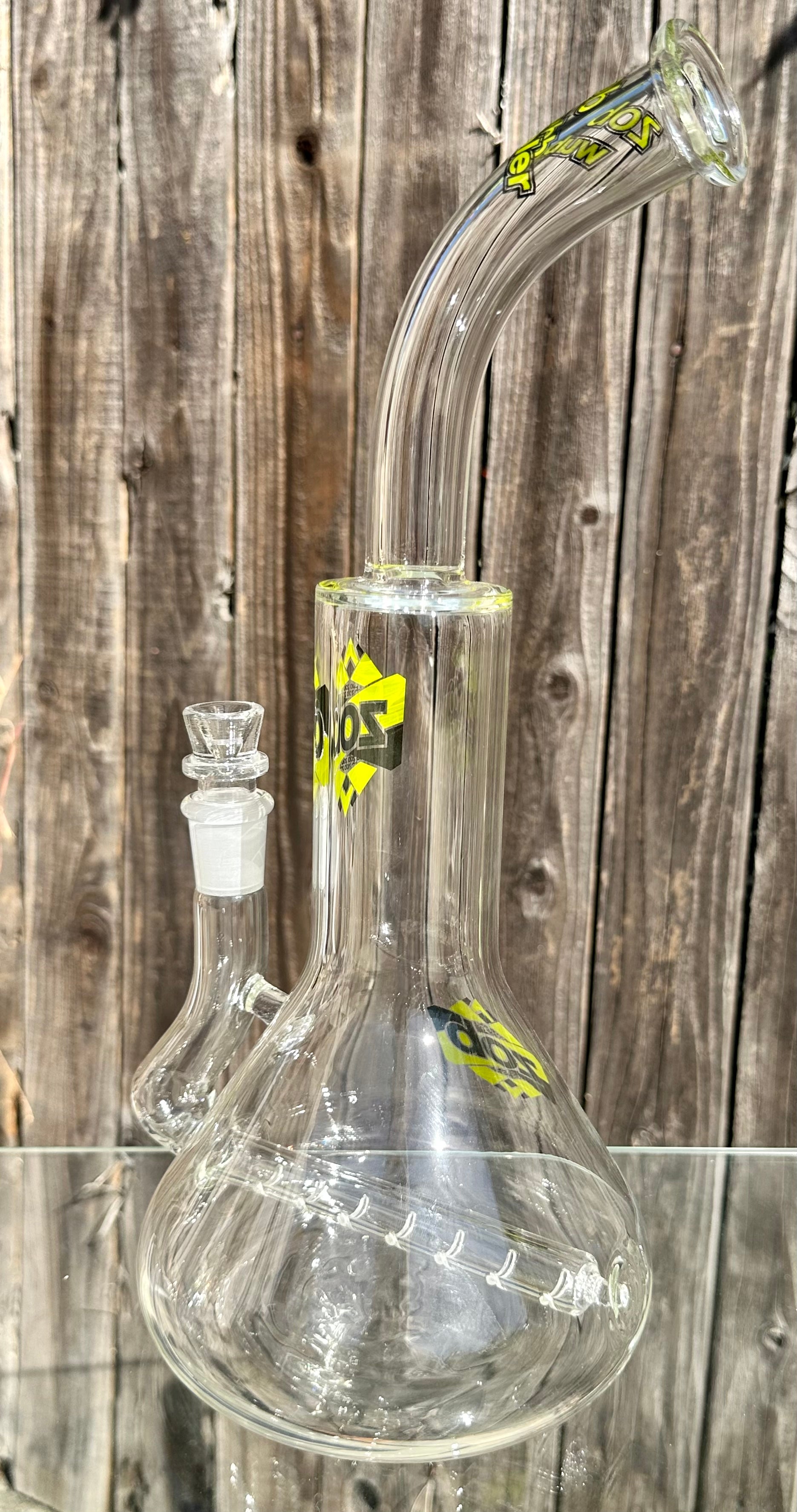Zob 16 inch Stemless Inline Diffused Beaker Wubbler Neon Green & Black Label *2nd Quality*